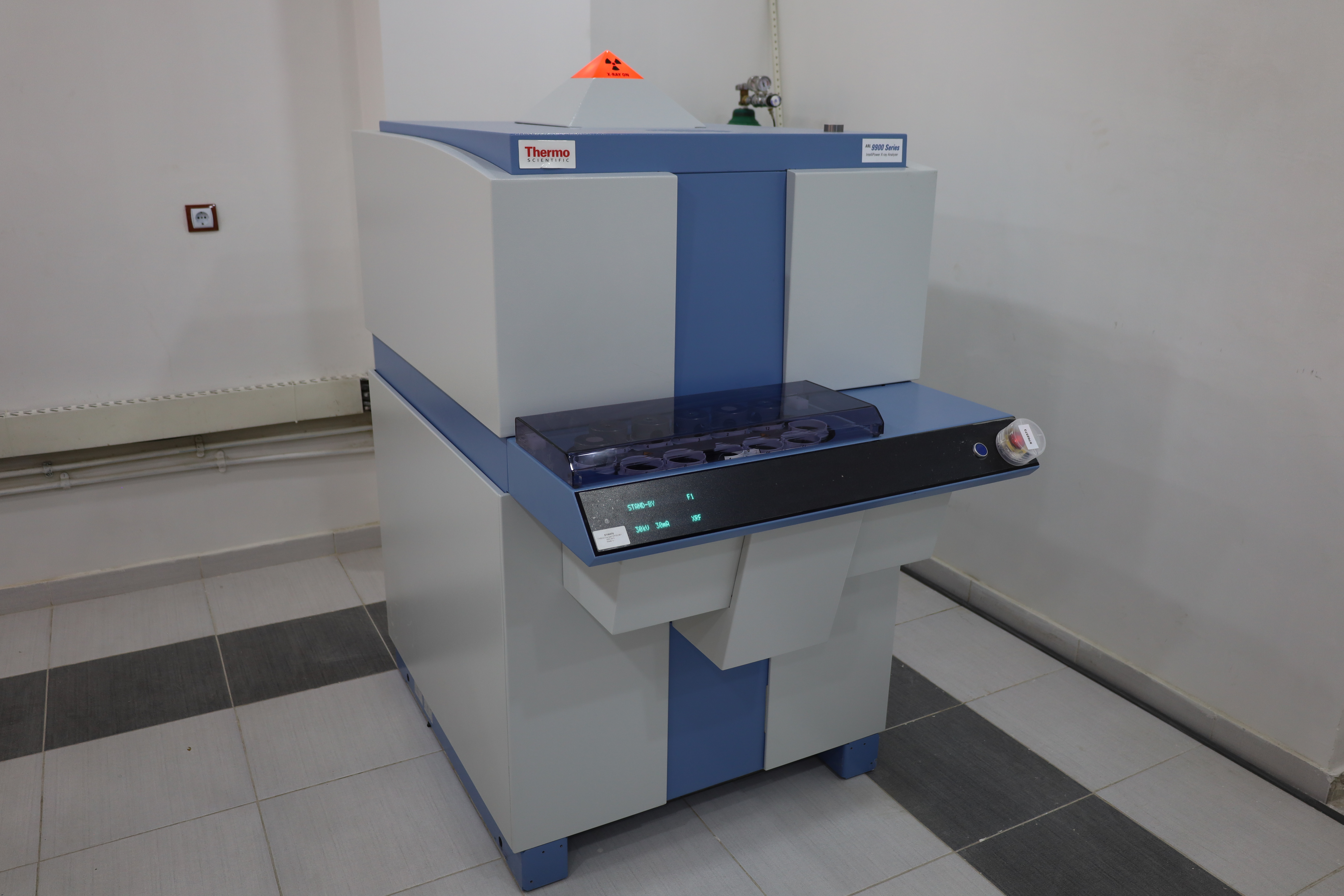 XRF مدل ARL 9900