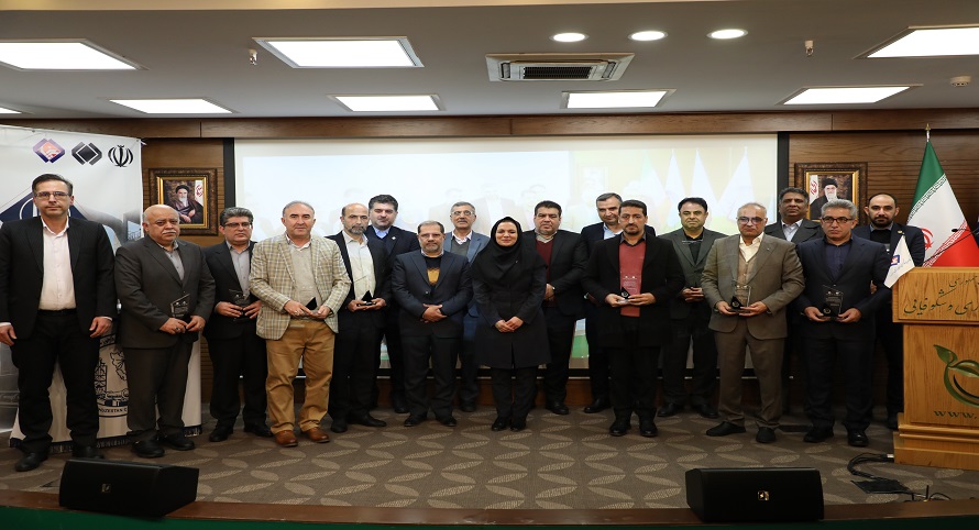 AzwCmsCore.Extend.Fields.StringField