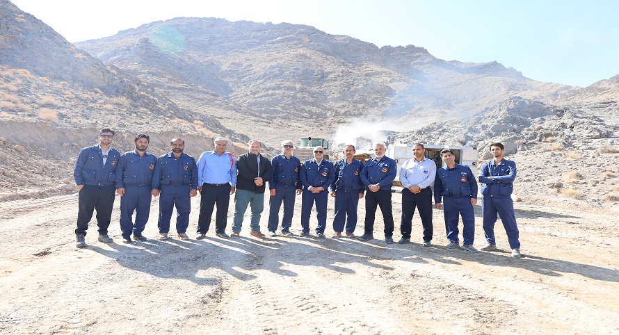 AzwCmsCore.Extend.Fields.StringField