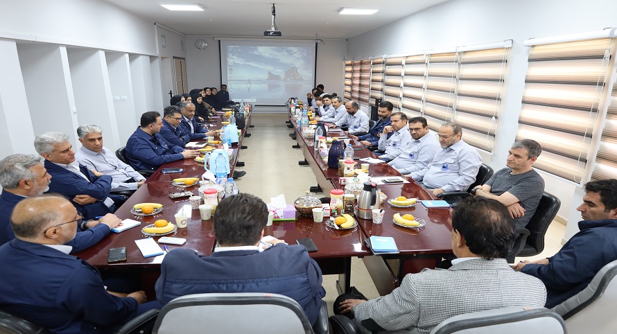 AzwCmsCore.Extend.Fields.StringField