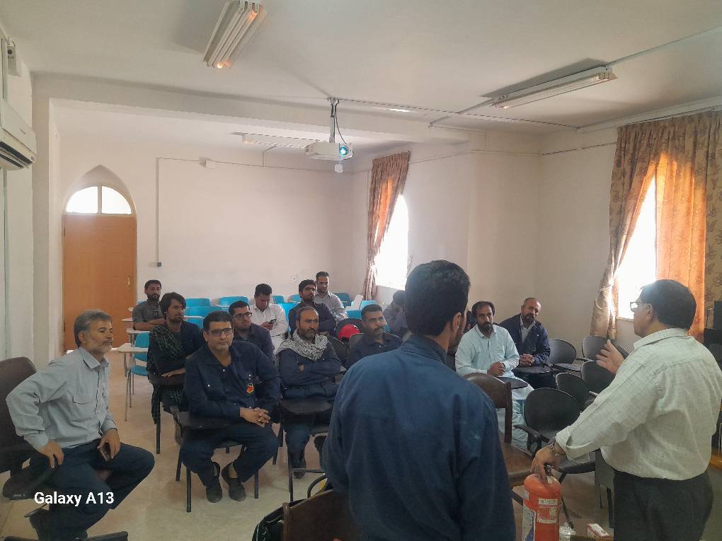 آموزش آتش نشانی سیمان خاش